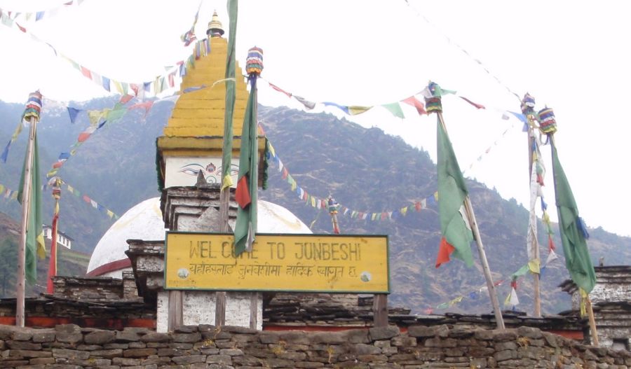 Stupa ( Buddhist Shrine ) in Junbesi Village