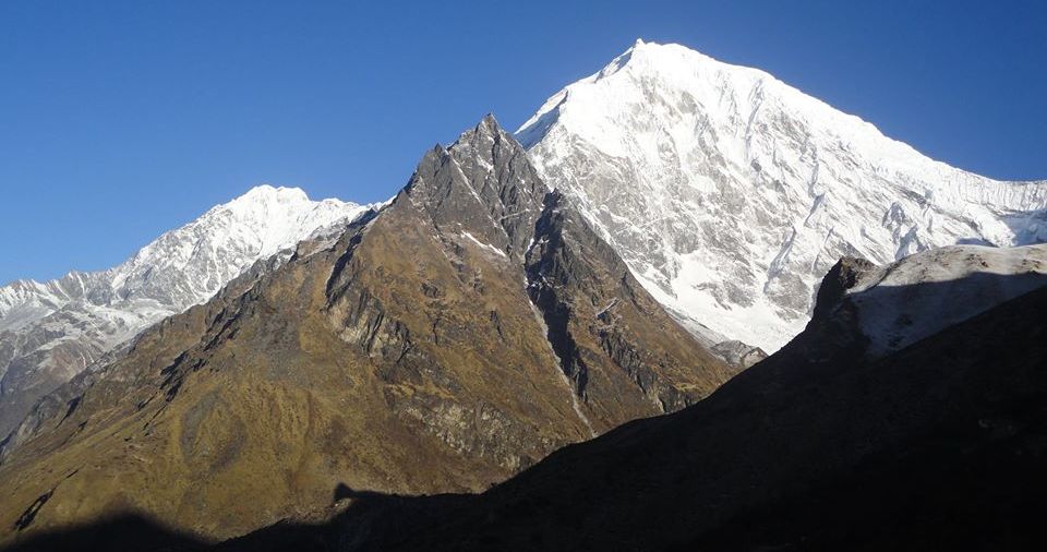 Mount Langtang Lirung