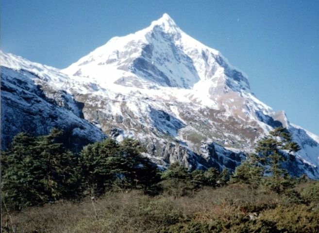 Peak 7 ( 6105m ) in the Barun Valley on route to Shershon and Makalu Base Camp