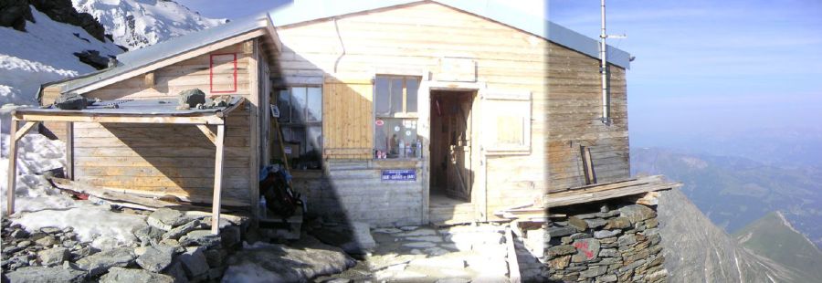 Former Hut at Tete Rousse on ascent to Refuge du Goutier