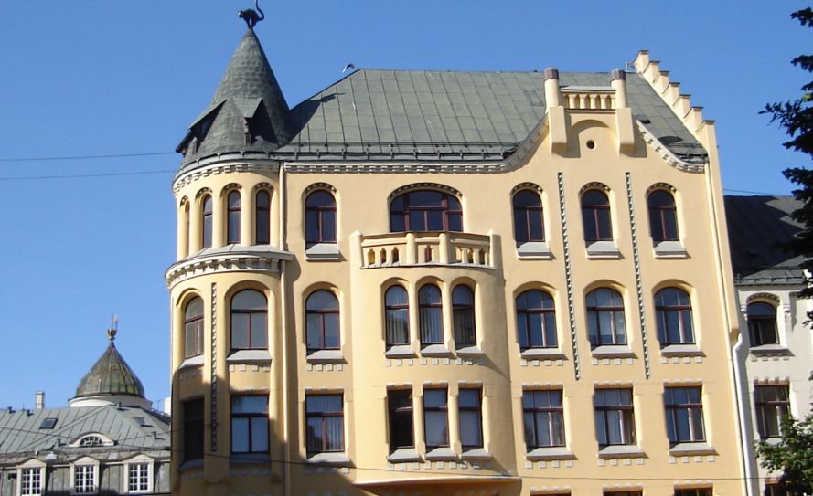 The " Cat House " in Livu Laukums in the Old City of Riga