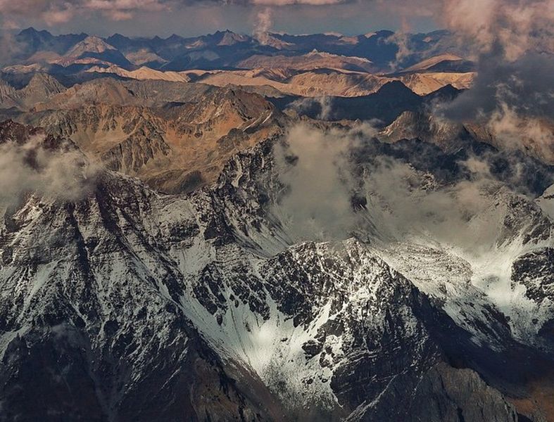 View from Hkakabo over the Tibetan Plateau