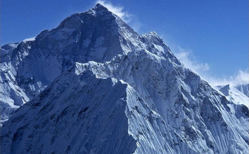 Baruntse and Mount Makalu