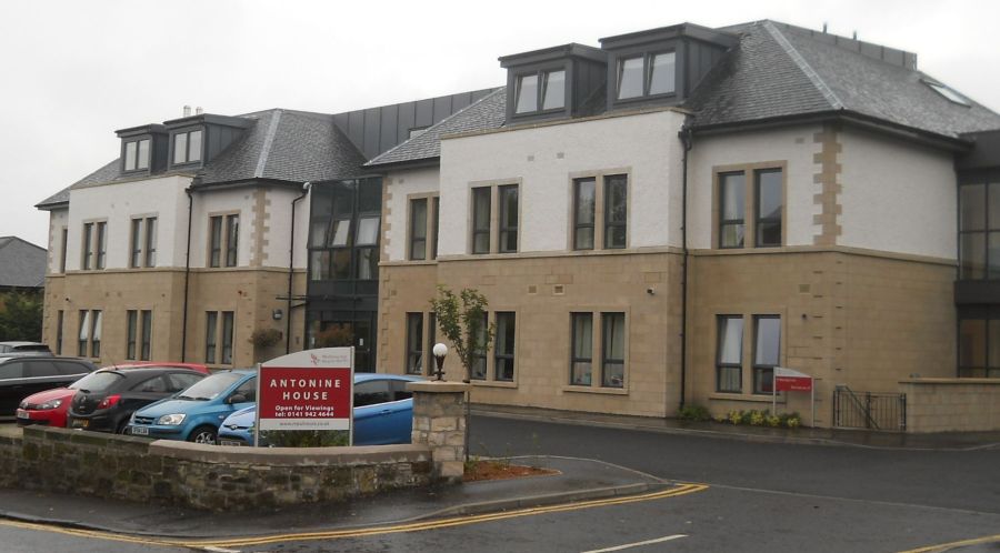 Antonine House opposite the Roman Bath House in Bearsden