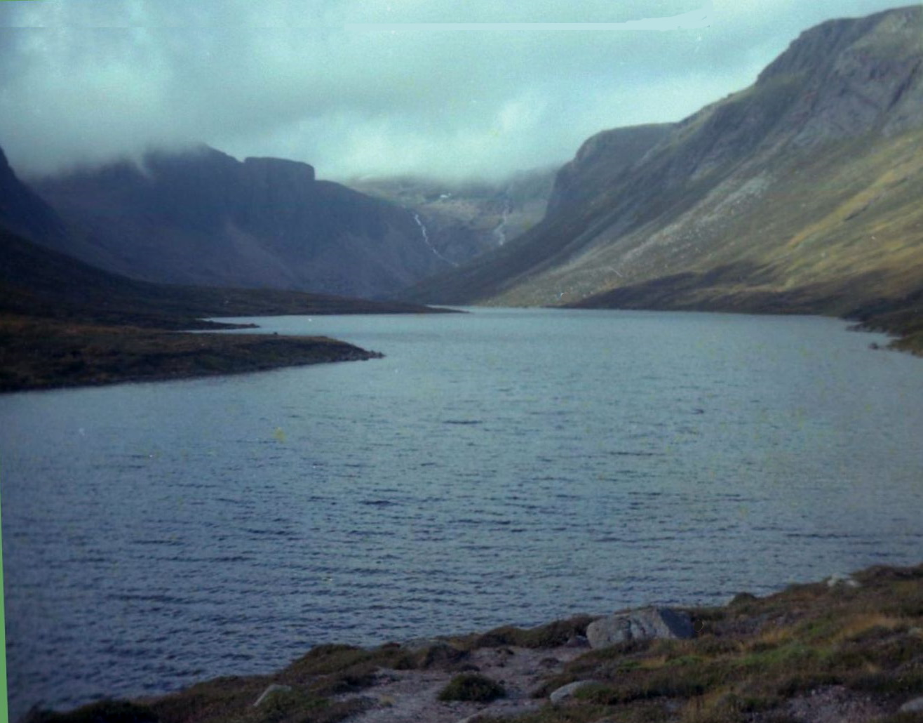 Beinn Mheadhoin above Loch Avon ( A'an ) in the Cairngorms