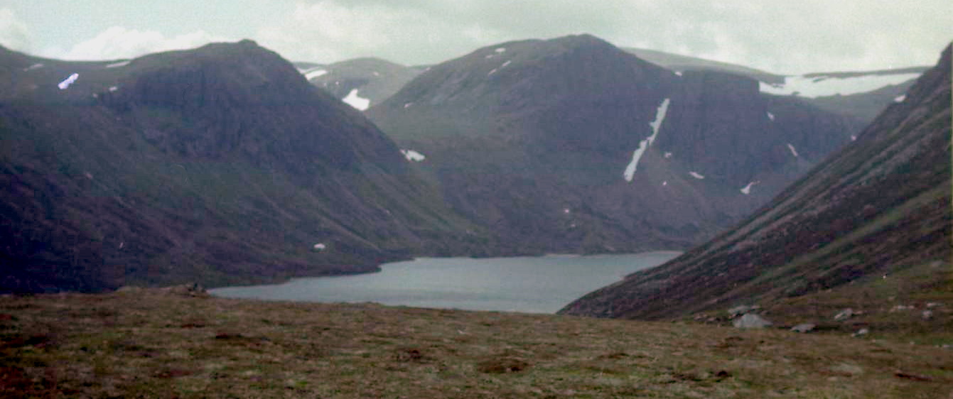 Beinn Mheadhoin above Loch Avon ( A'an ) in the Cairngorms