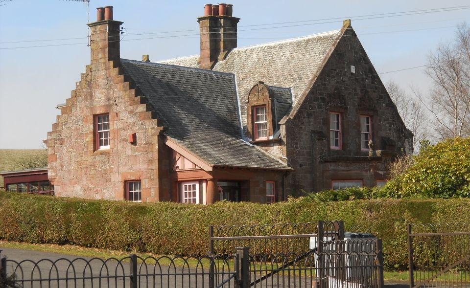 House in Croftamie