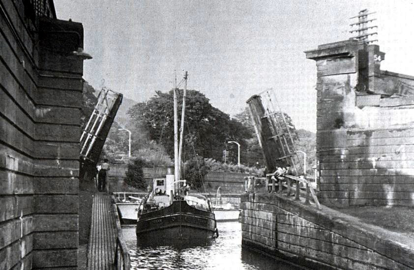 Forth and Clyde Canal at Bowling