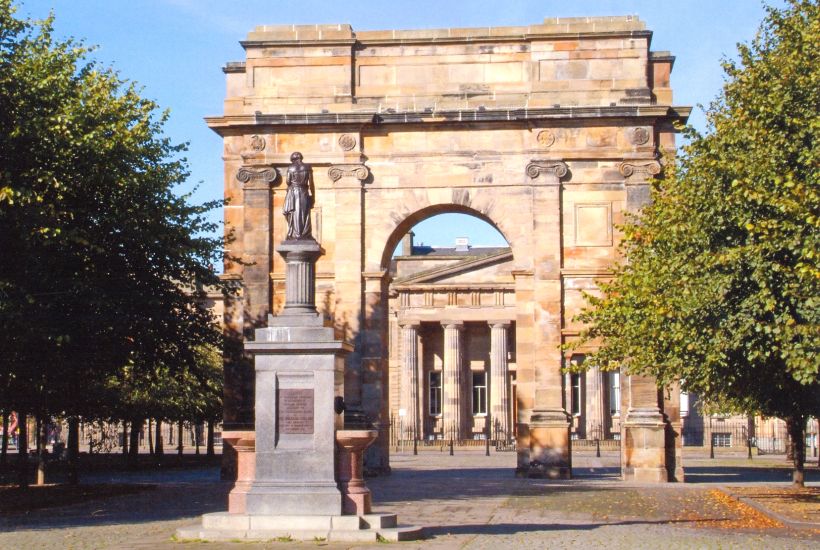 McLennan Arch into Glasgow Green