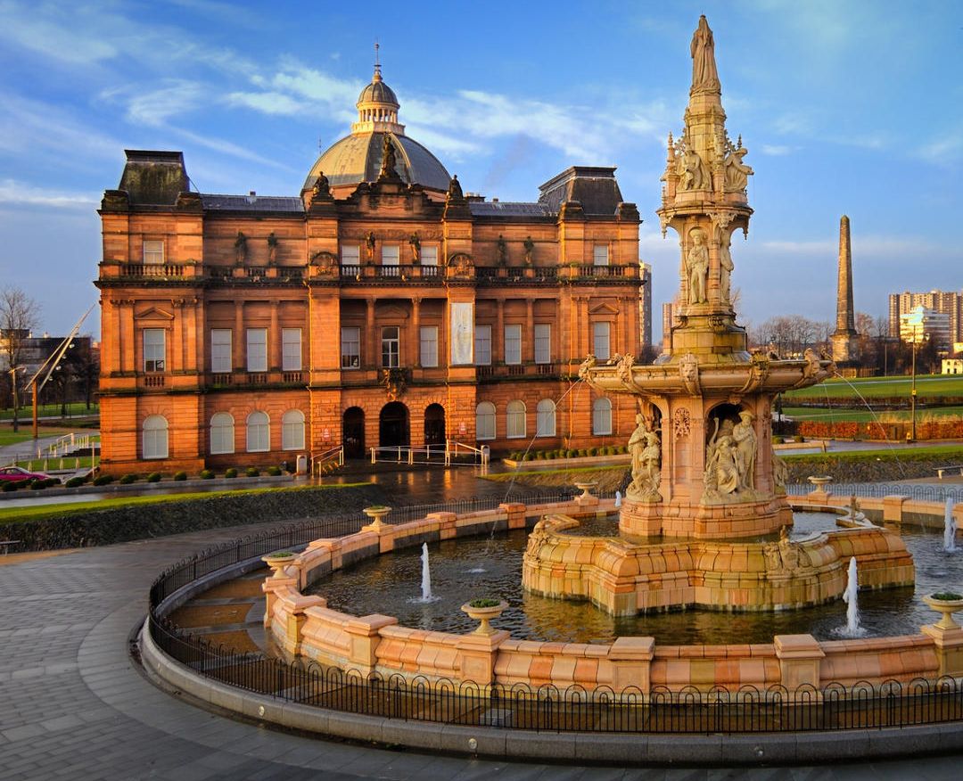 Doulton Fountain in front of the People's Palace in Glasgow Green