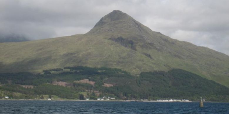 Sgurr Coire Choinnichean above Inverie