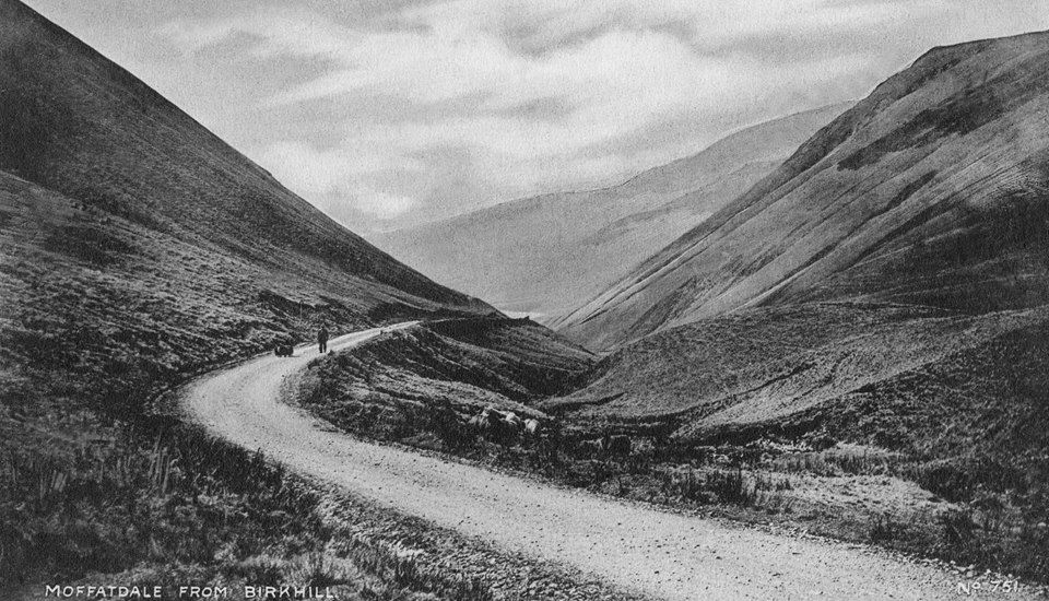 Moffat Dale - old postcard