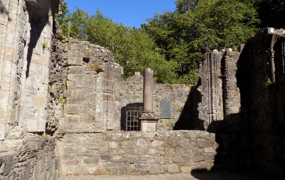 Chapel ruins at Dunstaffnage Castle