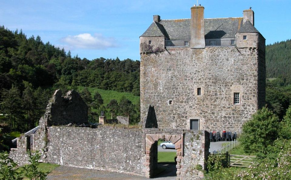 Neidpath Castle at Peebles