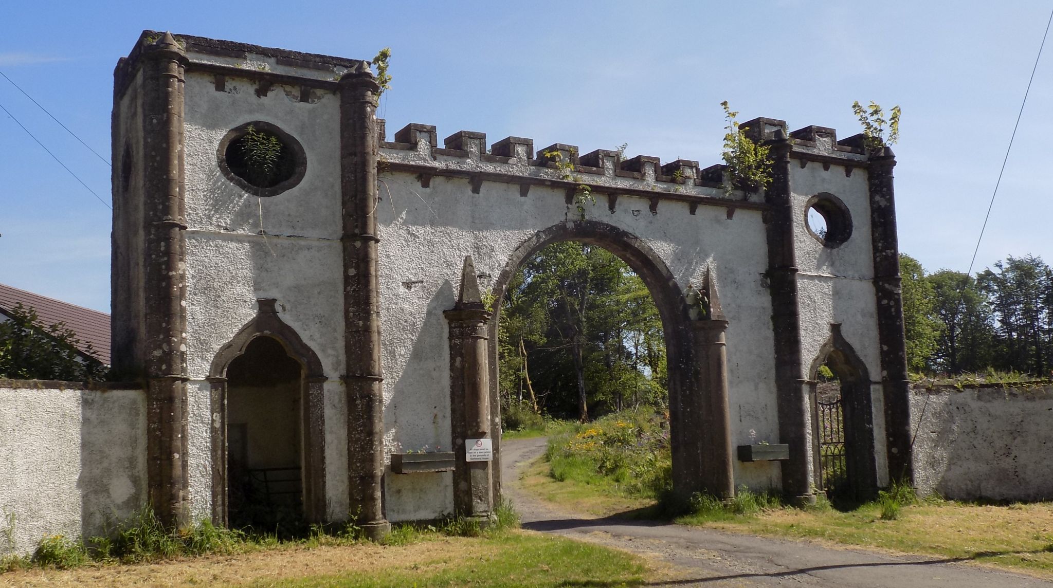 Entrance Archway to Gartmore House