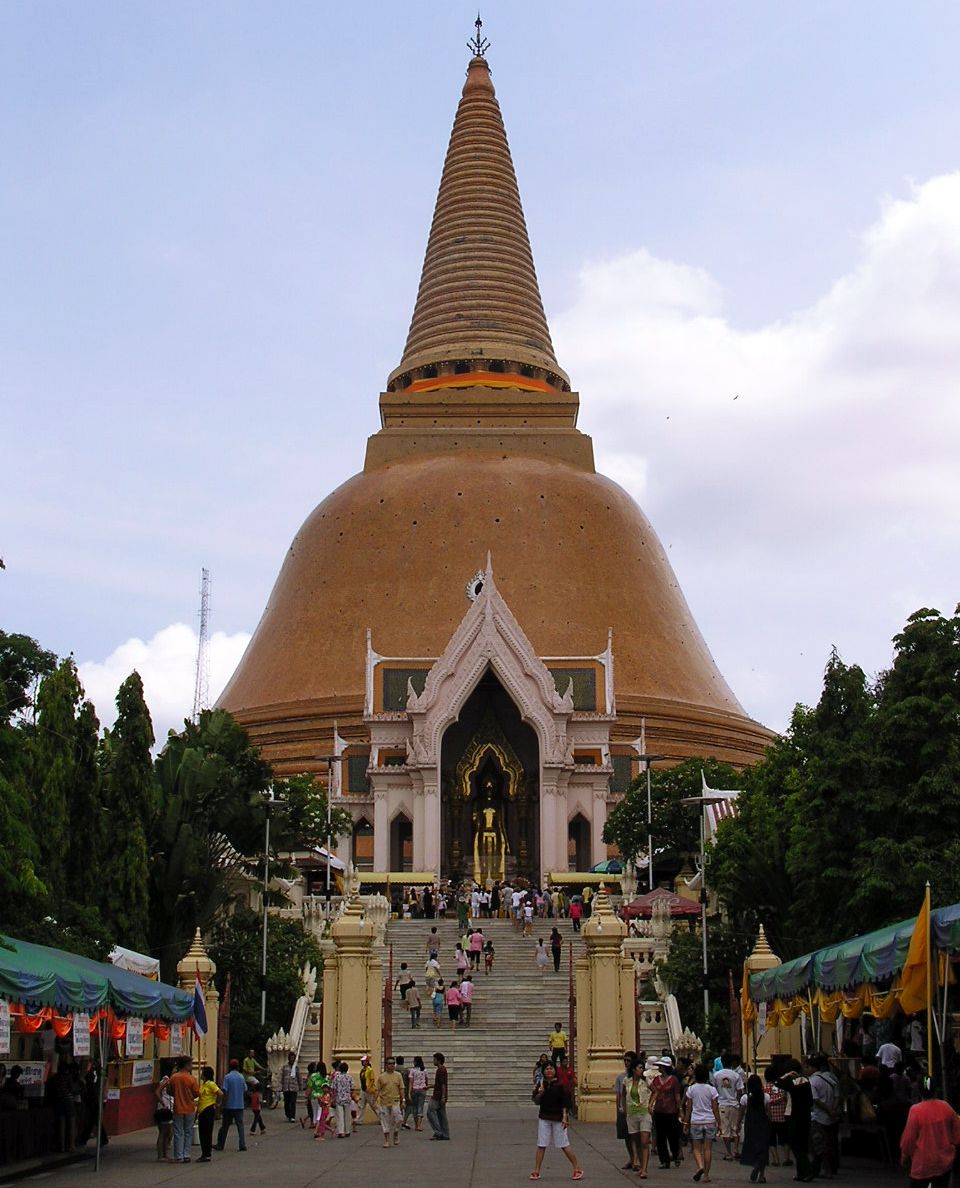 Phra Pathom Chedi at Nakhon Pathom - World's tallest Buddhist monument