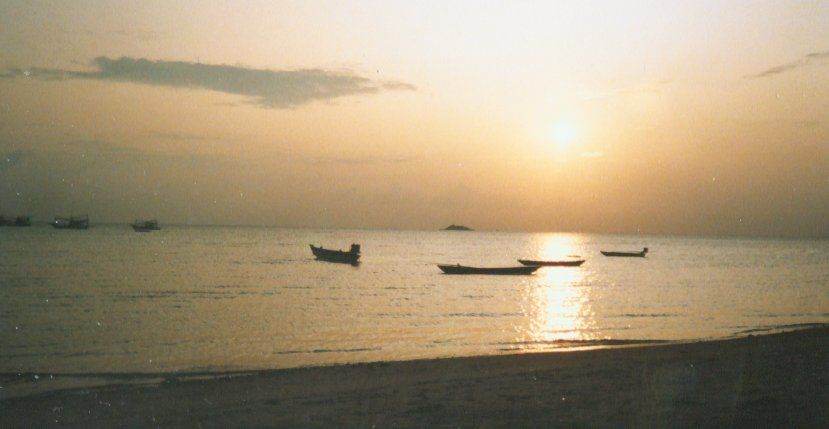 Sunset at Hat Yao on Pha Ngan Island in Southern Thailand